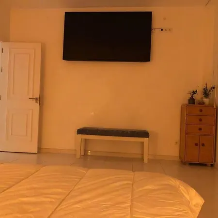 Apartamento Primera Linea Puerto Banus Con Vistas マルベーリャ